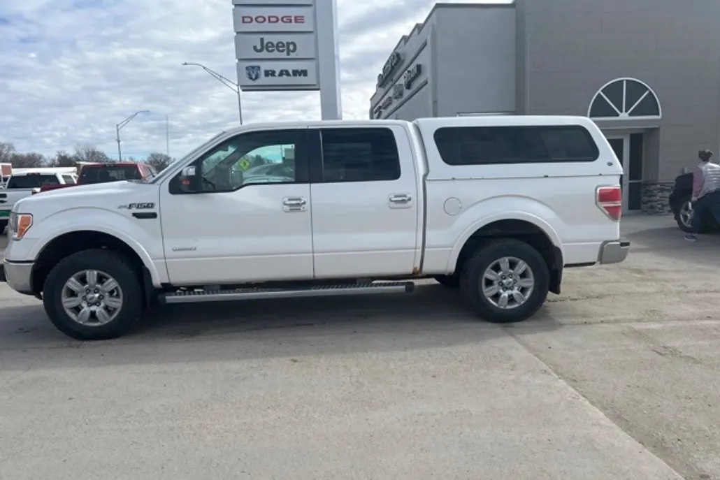 2012 Ford F-150 Lariat photo 1
