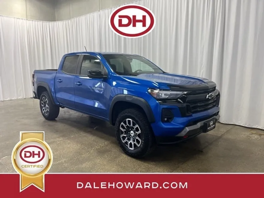 2023 Chevrolet Colorado Z71 photo 1