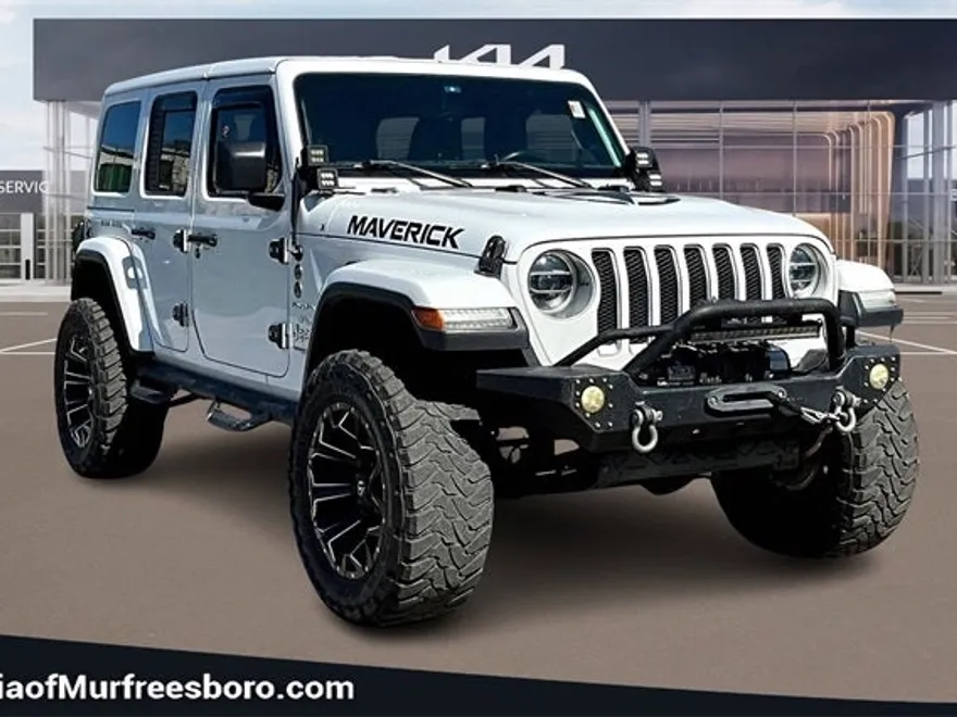 2018 Jeep Wrangler Unlimited Sahara photo 1