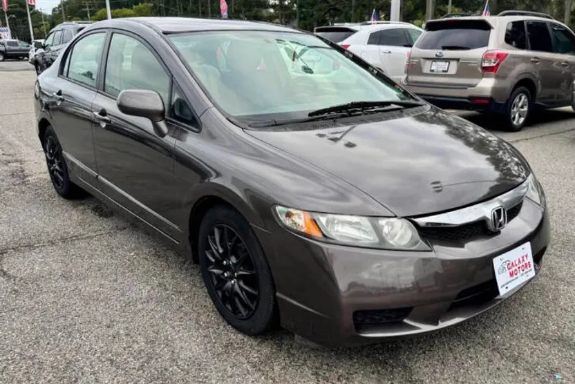 2009 Honda Civic LX photo 1