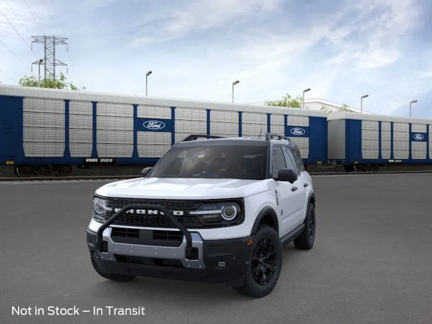 2025 Ford Bronco Sport Outer Banks photo 1