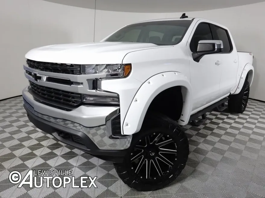 2020 Chevrolet Silverado 1500 LT photo 1
