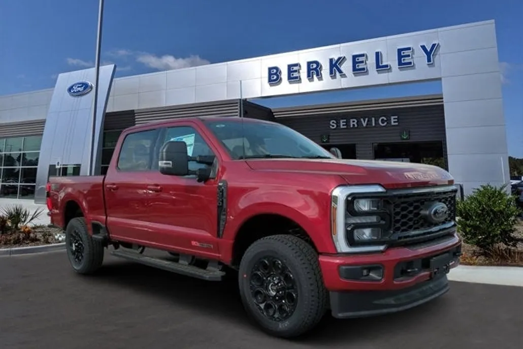 2025 Ford F-250 XLT photo 1