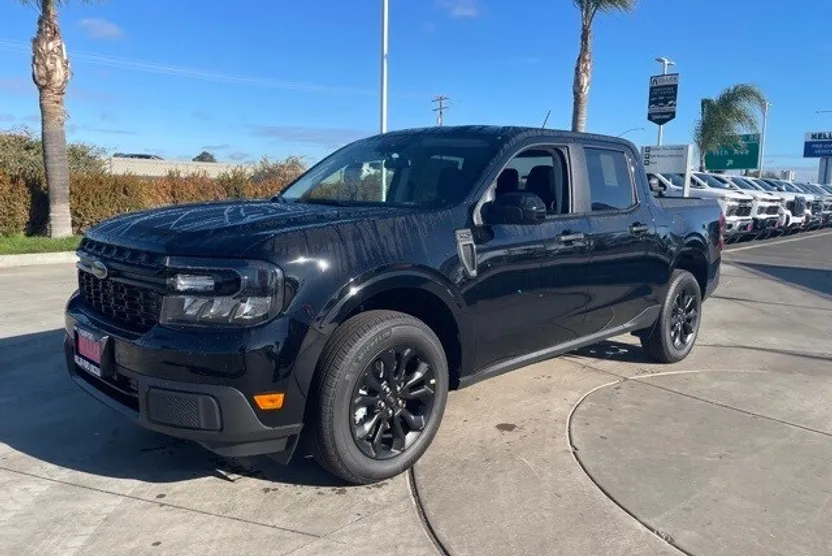 2024 Ford Maverick XLT photo 1