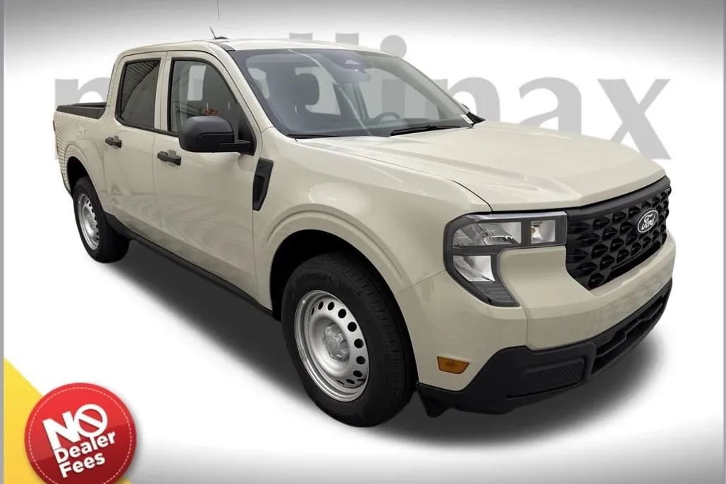 2025 Ford Maverick XL photo 1