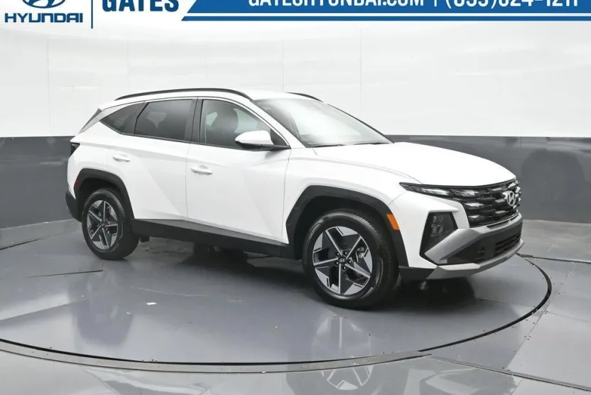 2025 Hyundai Tucson SEL photo 1