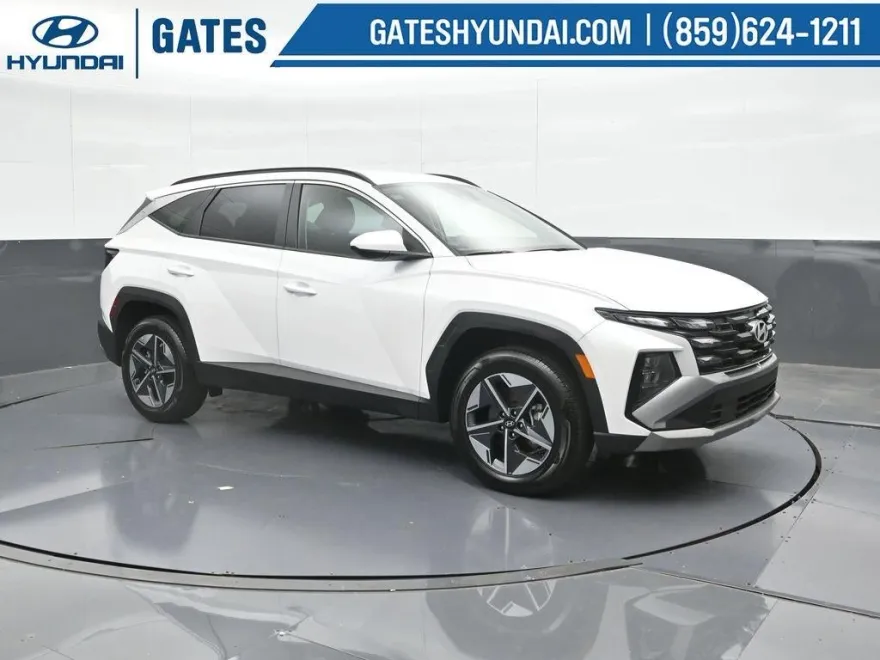 2025 Hyundai Tucson SEL photo 1