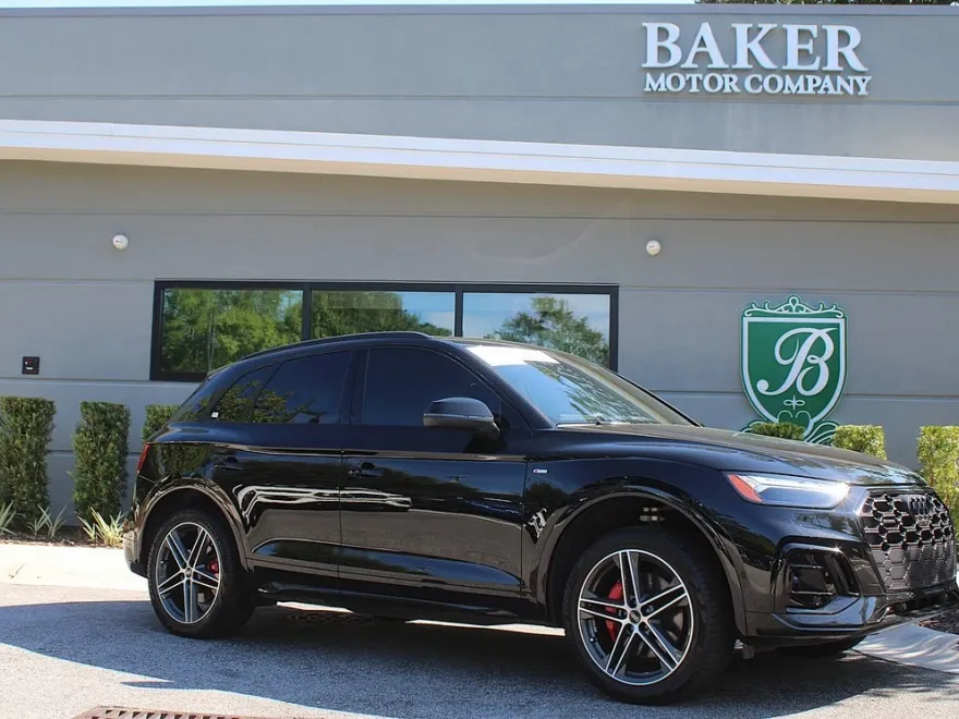 2024 Audi Q5 S line Prestige 55 TFSI Premium photo 1