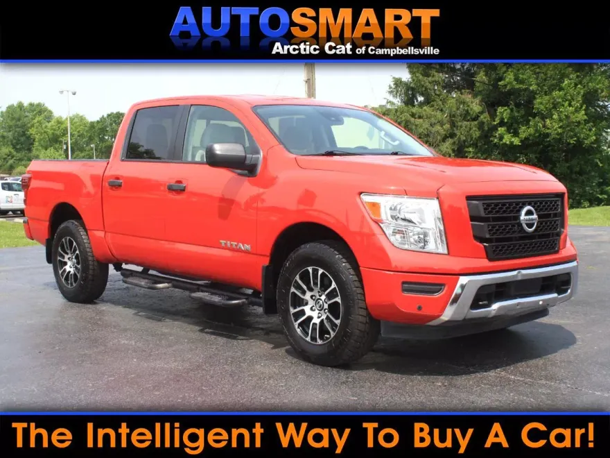 2022 Nissan Titan SV photo 1