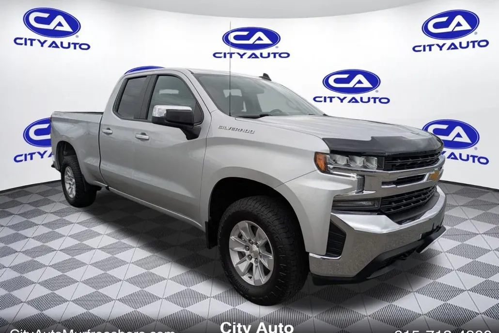 2021 Chevrolet Silverado 1500 LT photo 1