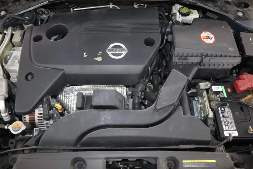 2013 Nissan Altima 2.5 SL photo 1