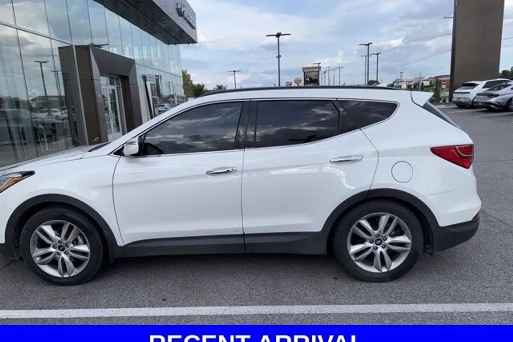 2015 Hyundai Santa Fe Sport 2.0T photo 1