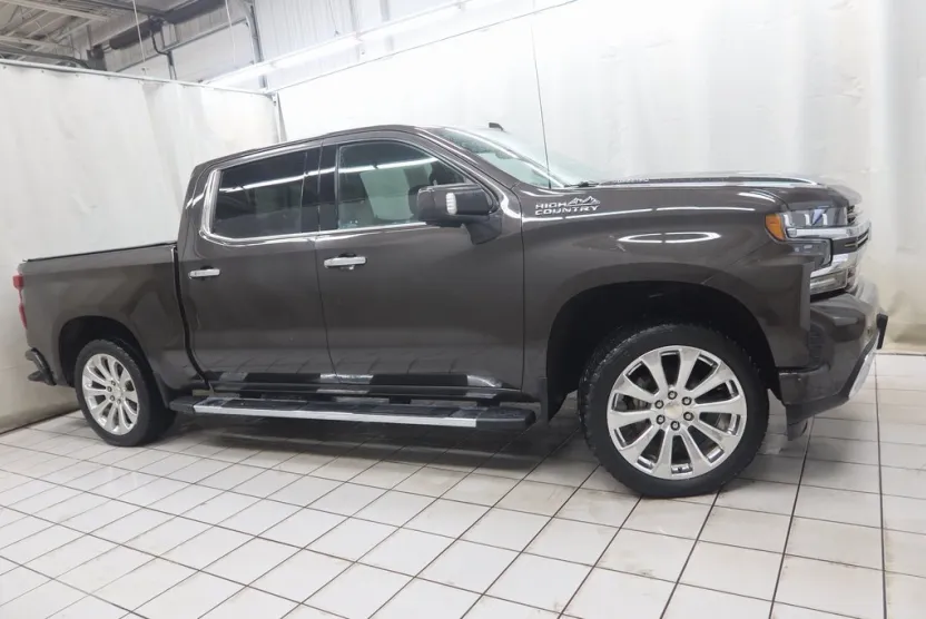 2021 Chevrolet Silverado 1500 High Country photo 1