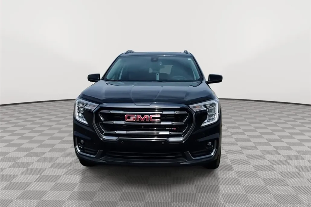 2024 Gmc Terrain AT4 photo 1