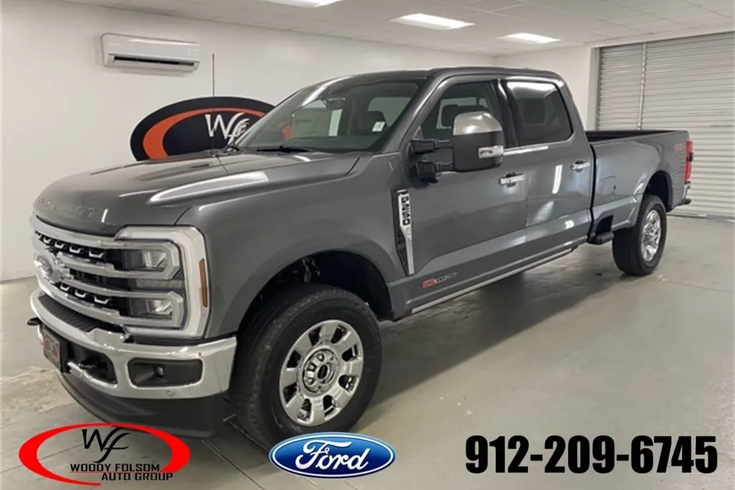 2025 Ford F-250 photo 1