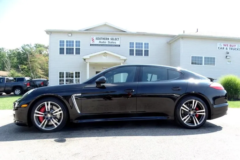 2012 Porsche Panamera Turbo photo 1