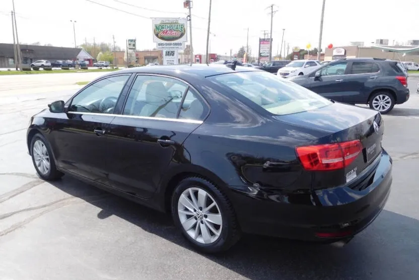 2015 Volkswagen Jetta SE photo 1
