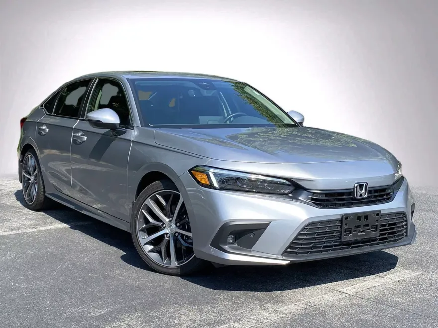 2024 Honda Civic Touring photo 1