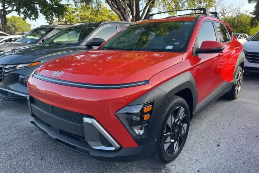 2025 Hyundai Kona SEL photo 1