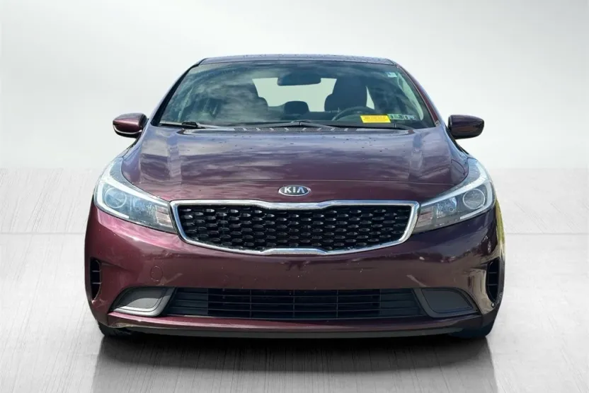 2018 Kia Forte LX Base photo 1