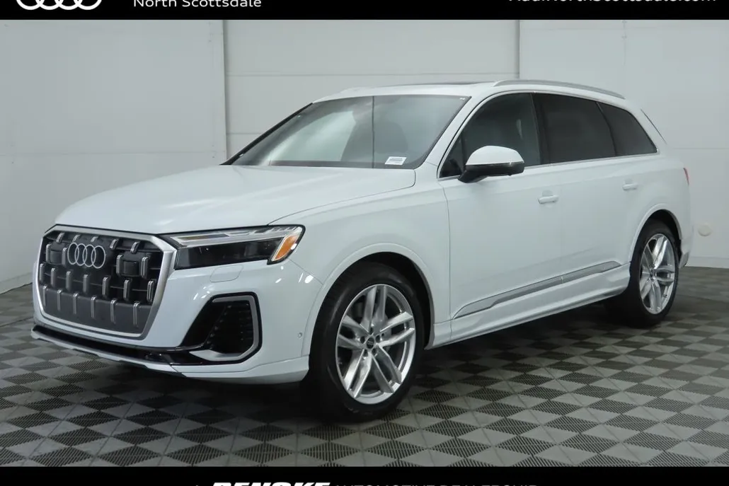 2025 Audi Q7 55 Premium Plus photo 1