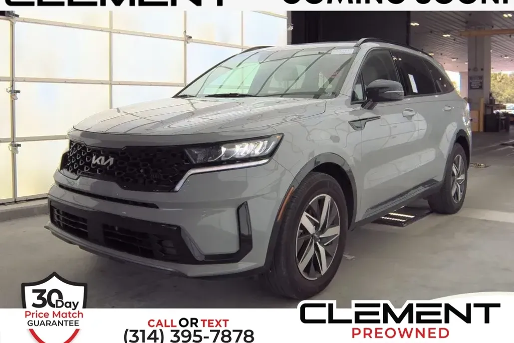 2022 Kia Sorento EX photo 1