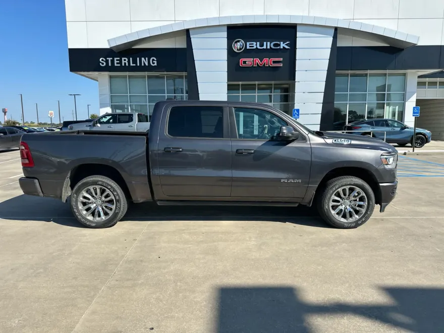 2024 Ram 1500 Laramie photo 1