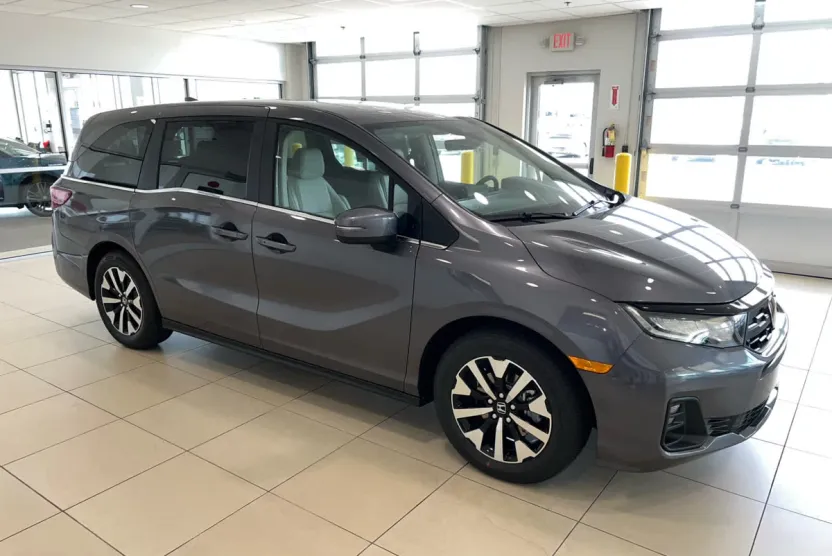2026 Honda Odyssey EX-L photo 1
