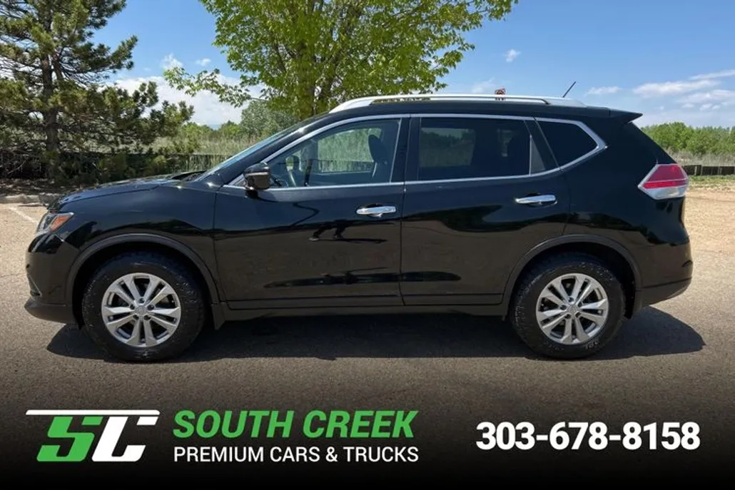 2015 Nissan Rogue SL photo 1