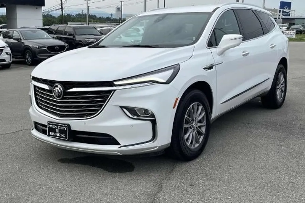 2024 Buick Enclave Premium photo 1