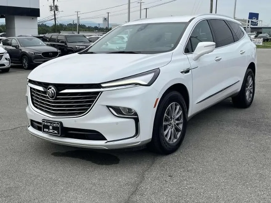 2024 Buick Enclave Premium photo 1