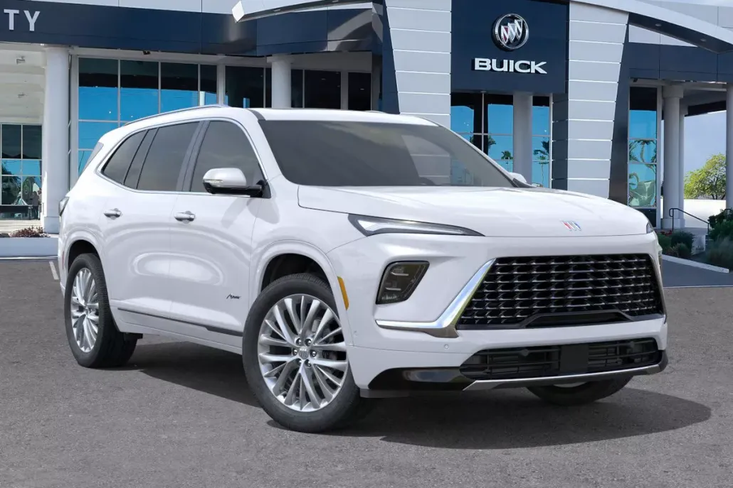 2026 Buick Enclave Avenir photo 1