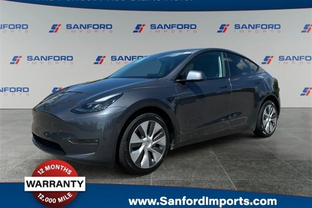 2023 Tesla Model Y Long Range photo 1