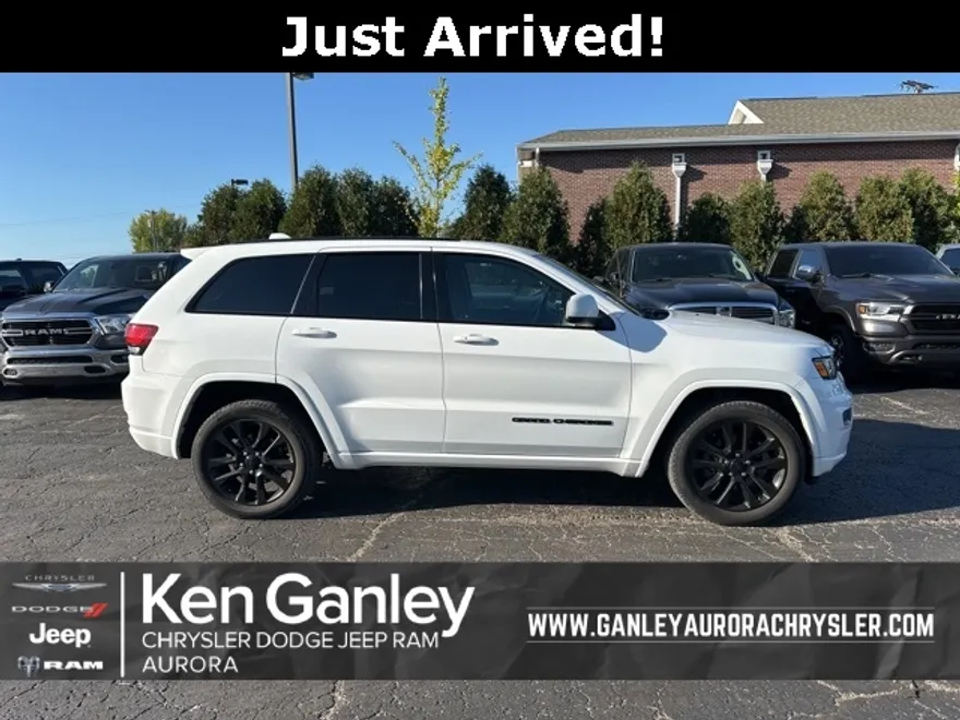 2018 Jeep Grand Cherokee Laredo photo 1
