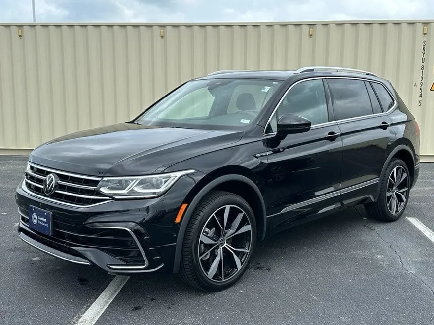 2022 Volkswagen Tiguan SEL Premium R-Line photo 1