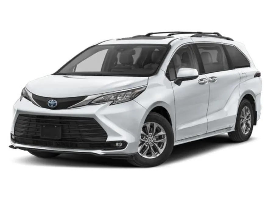 2025 Toyota Sienna XLE photo 11