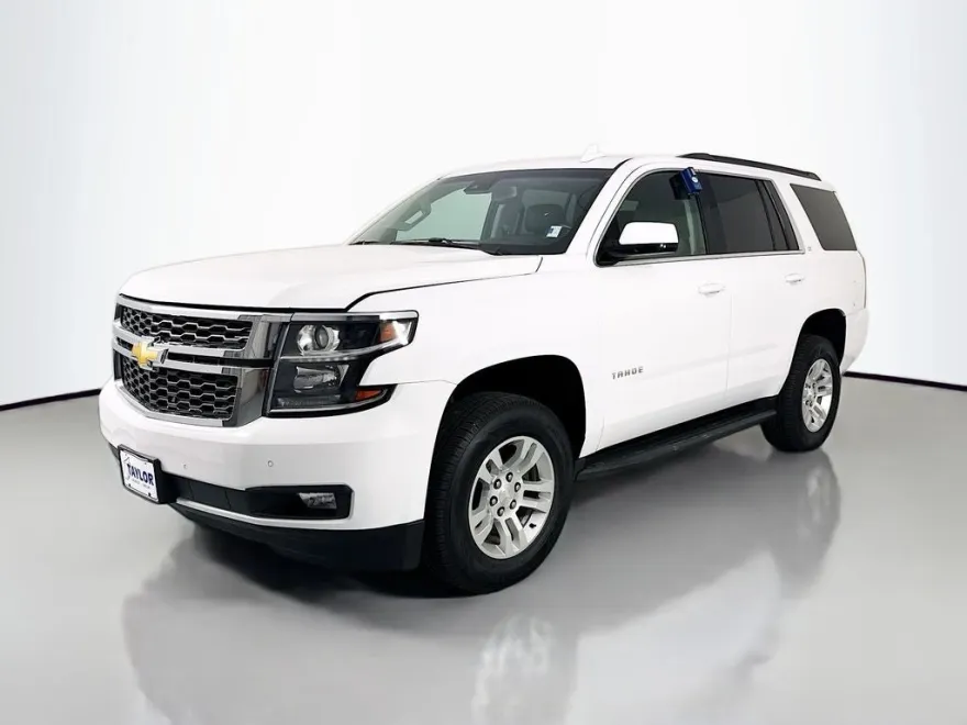 2019 Chevrolet Tahoe LT photo 1