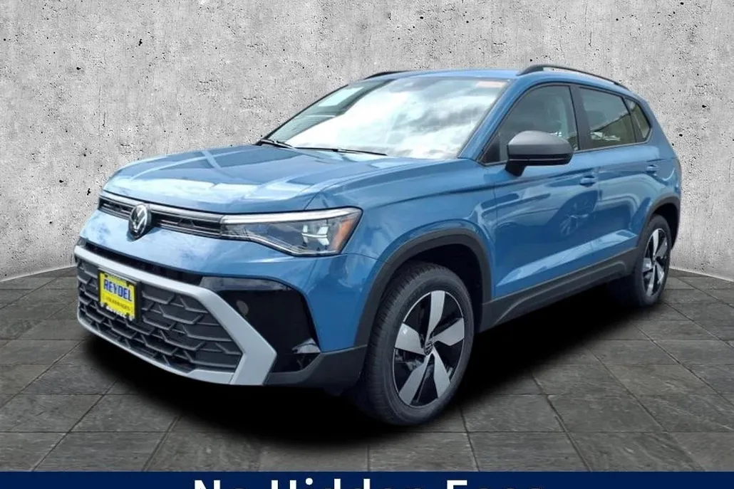 2025 Volkswagen Taos S photo 1