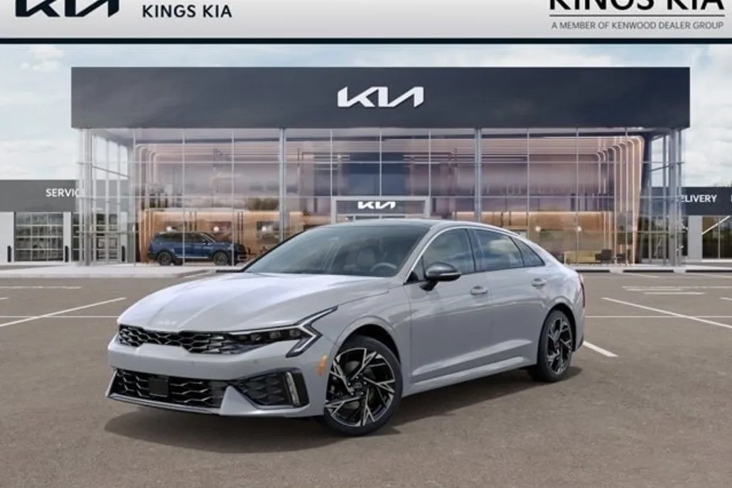 2025 Kia K5 GT-Line photo 1
