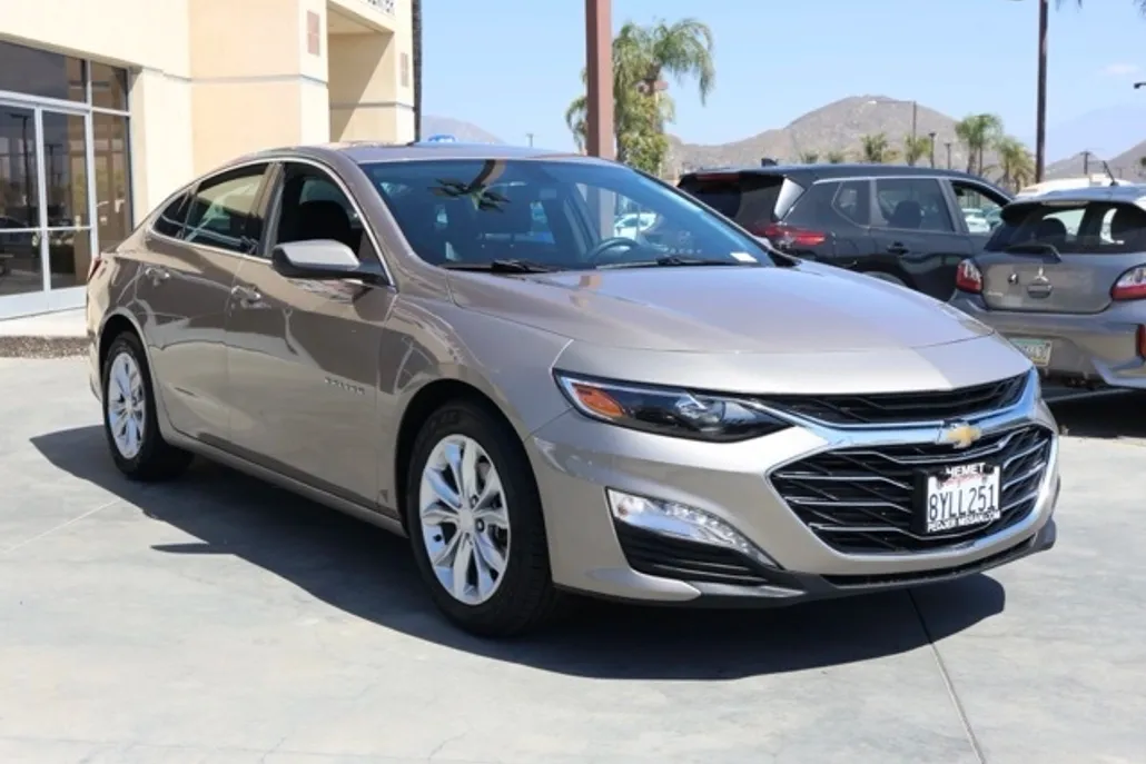 2022 Chevrolet Malibu 1LT photo 1