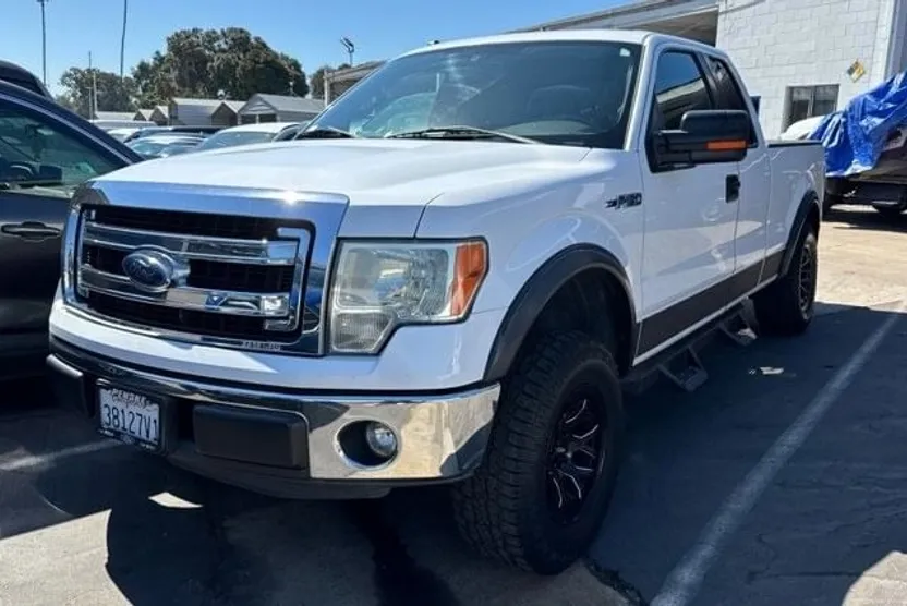 2014 Ford F-150 XLT photo 1