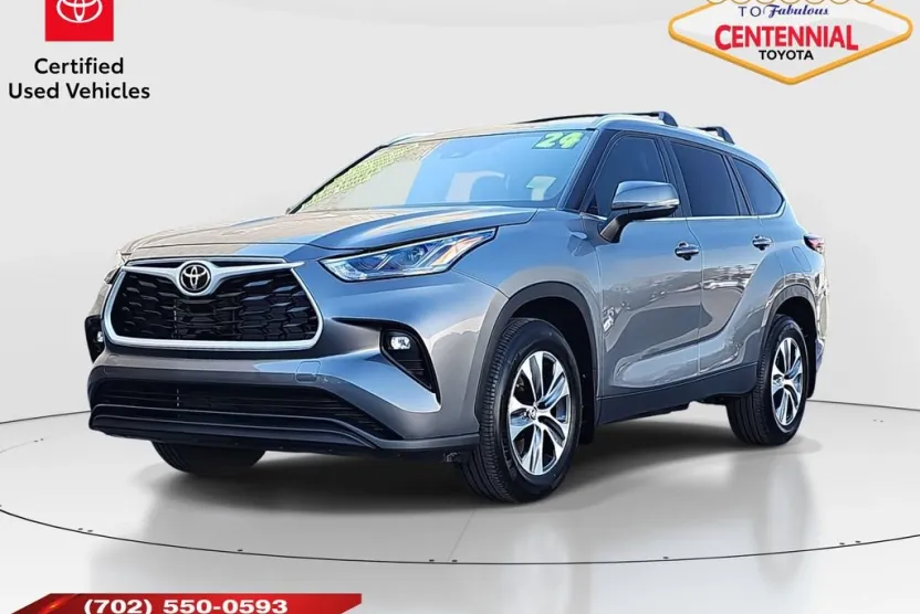 2024 Toyota Highlander XLE photo 1