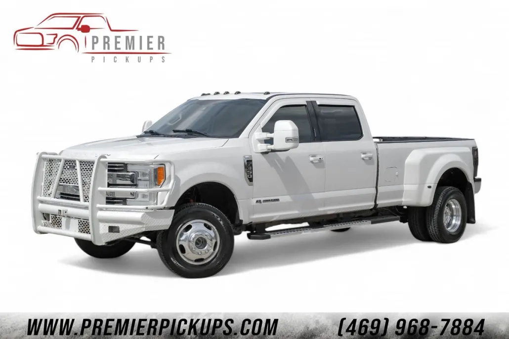 2017 Ford F-350 Lariat photo 1