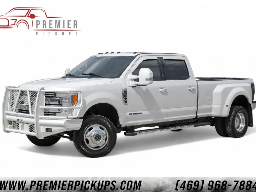 2017 Ford F-350 Lariat photo 1