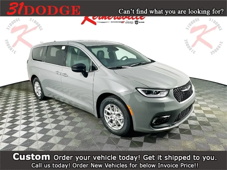 2025 Chrysler Pacifica photo 1