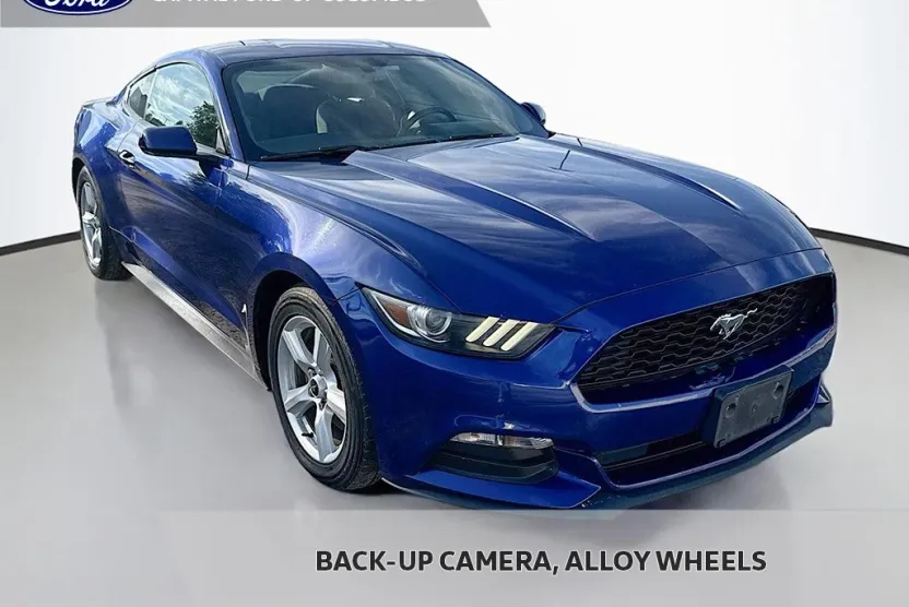 2016 Ford Mustang V6 photo 1