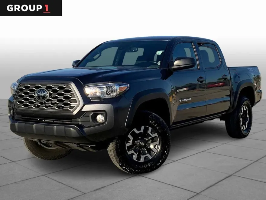 2023 Toyota Tacoma TRD photo 1
