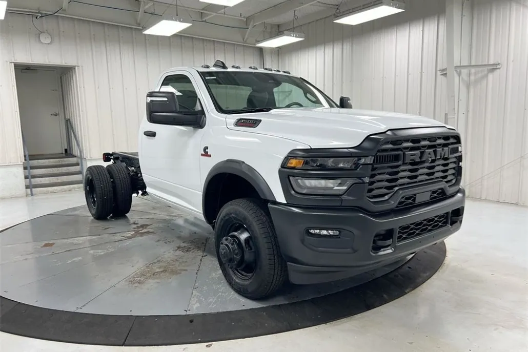 2025 Ram 3500 Tradesman photo 1