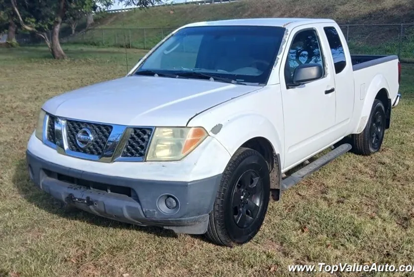 2006 Nissan Frontier XE photo 1