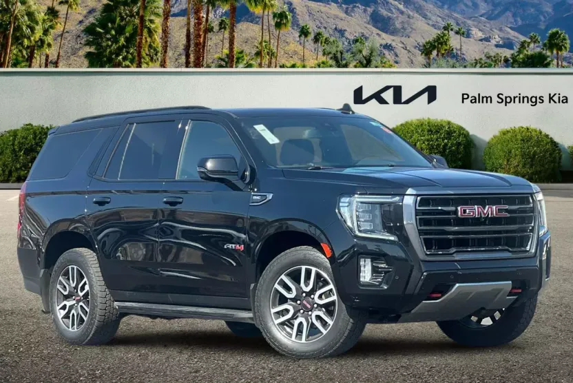 2021 Gmc Yukon AT4 photo 1